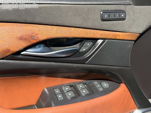 Used 2019 Cadillac Escalade Luxury image 26