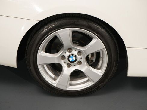 Used 2010 BMW 328i Convertible RWD image 23