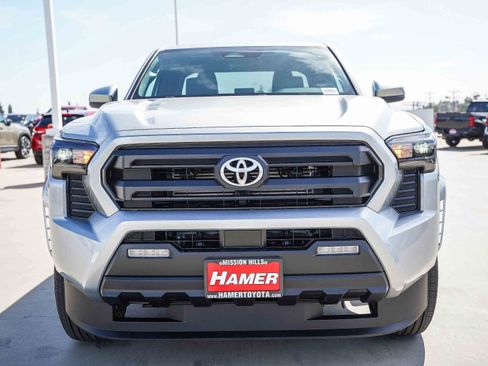 New 2026 Toyota Tacoma SR5 RWD image 2