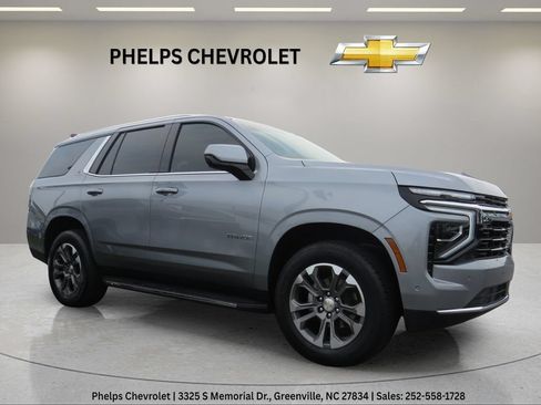 Certified 2025 Chevrolet Tahoe LS RWD image 1