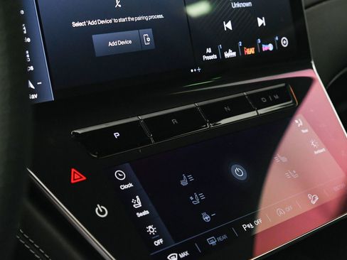 New 2025 Maserati Grecale Modena image 28