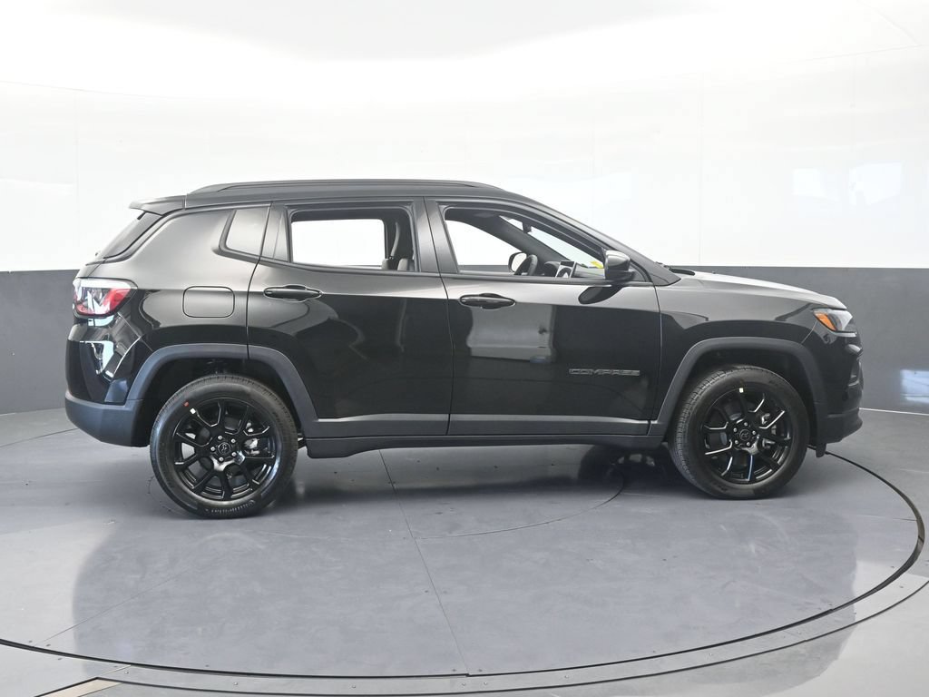 New 2026 Jeep Compass Latitude AWD/4WD image 7