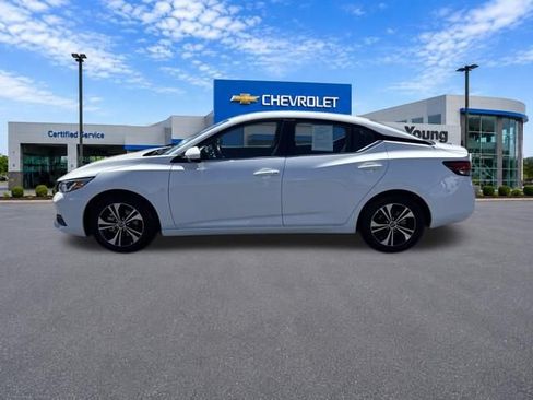 Used 2022 Nissan Sentra SV FWD image 4