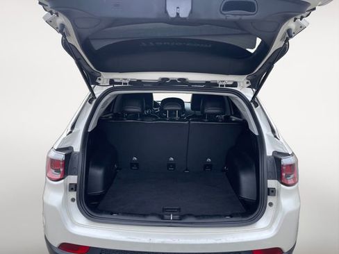 Used 2020 Jeep Compass Limited image 30