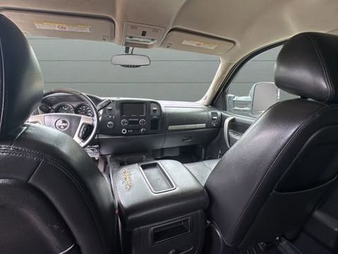 Used 2014 GMC Sierra 2500 SLE w/ SLE Preferred Package AWD/4WD image 25