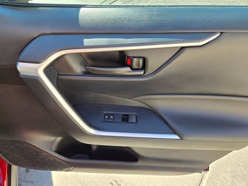 Used 2023 Toyota RAV4 LE image 22