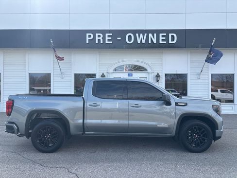 Certified 2025 GMC Sierra 1500 Elevation image 4