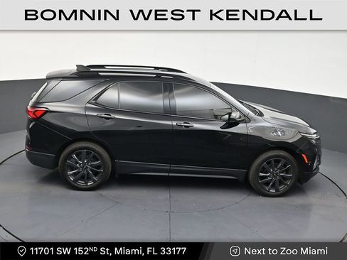 Used 2023 Chevrolet Equinox RS image 17