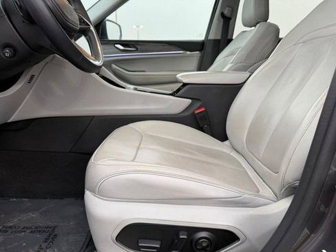 Used 2022 Jeep Grand Cherokee L Overland image 21