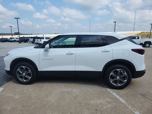 Used 2023 Chevrolet Blazer LT w/ Driver Confidence Package FWD image 6