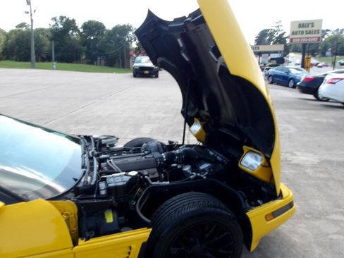 Used 1996 Chevrolet Corvette Coupe image 23