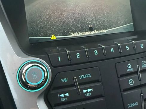 Used 2013 Chevrolet Equinox LT w/ Driver Convenience Package image 16