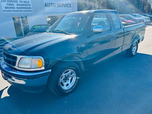 Used 1997 Ford F150 2WD SuperCab image 1