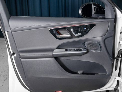 Certified 2026 Mercedes-Benz GLC 43 AMG 4MATIC image 12
