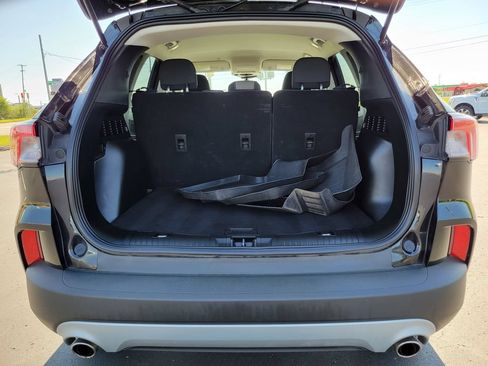 Certified 2022 Ford Escape SE w/ Cold Weather Package AWD/4WD image 22
