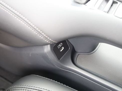 New 2027 Honda HR-V EX-L image 23