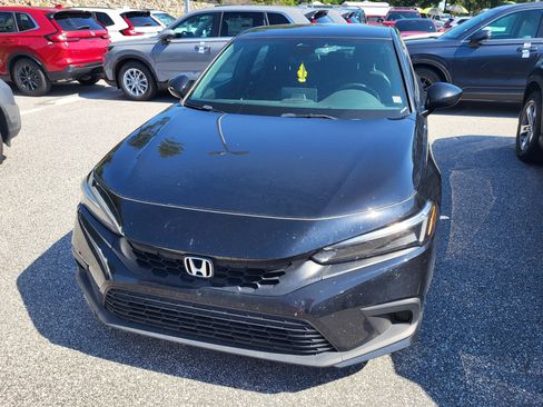 Used 2024 Honda Civic Sport image 2