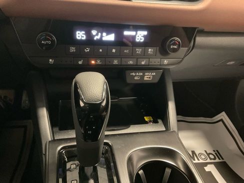 New 2026 Subaru Outback Touring XT AWD/4WD image 17