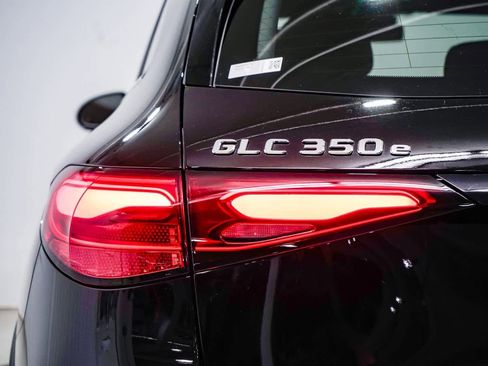 Certified 2025 Mercedes-Benz GLC 350e 4MATIC image 9
