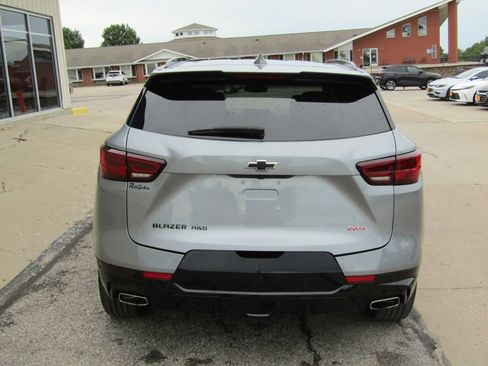 Used 2025 Chevrolet Blazer RS AWD/4WD image 4