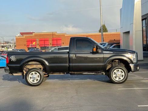Used 2015 Ford F350 XLT w/ Snow Plow Prep Package image 2