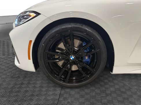 Used 2021 BMW M440i Convertible w/ Premium Package image 15