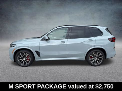 Used 2026 BMW X5 xDrive40i w/ M Sport Package AWD/4WD image 3