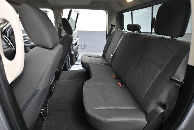 Used 2019 RAM 1500 Warlock AWD/4WD image 28