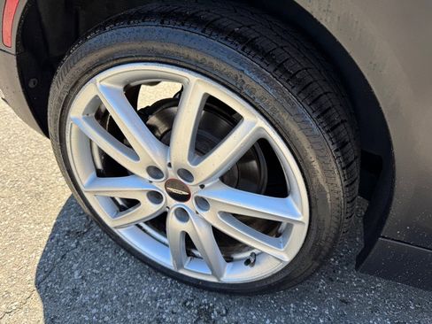 Used 2016 MINI Cooper Clubman image 14