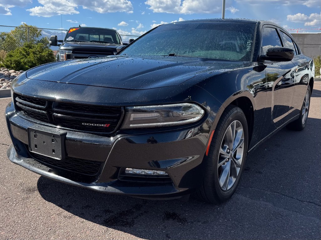 Used 2020 Dodge Charger SXT AWD/4WD image 3