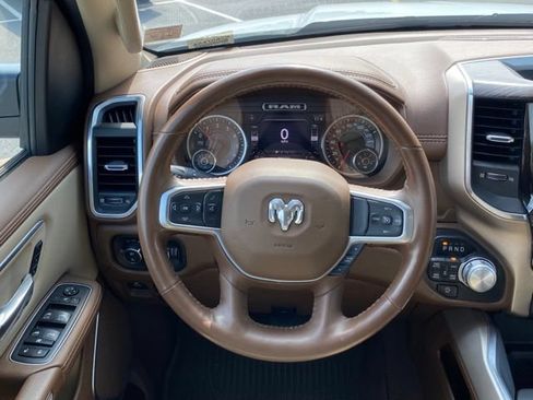 Used 2020 RAM 1500 Laramie AWD/4WD image 29
