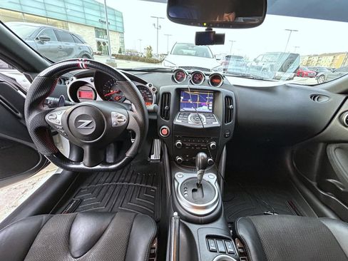 Used 2014 Nissan 370Z Touring w/ Sport Package image 12