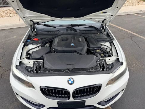 Used 2017 BMW 230i Coupe RWD image 8