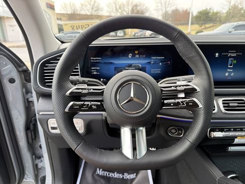 New 2026 Mercedes-Benz GLS 450 4MATIC image 27