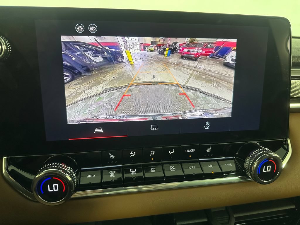 Used 2024 GMC Canyon AT4 AWD/4WD image 18