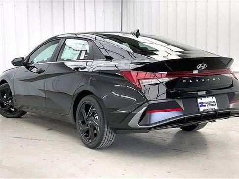 New 2026 Hyundai Elantra N Line FWD image 25
