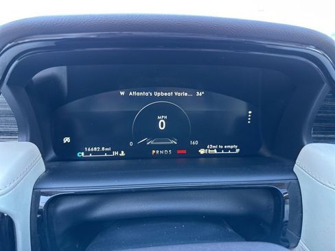 Used 2023 Lincoln Nautilus Black Label w/ Class II Trailer Tow Package image 15