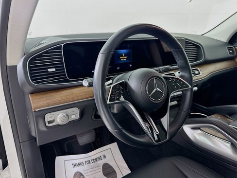Certified 2025 Mercedes-Benz GLE 350 4MATIC image 10
