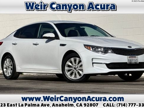 Used 2018 Kia Optima EX image 1