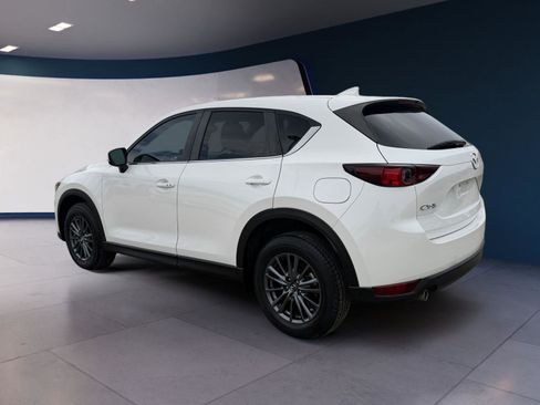 Used 2021 MAZDA CX-5 Touring FWD image 3
