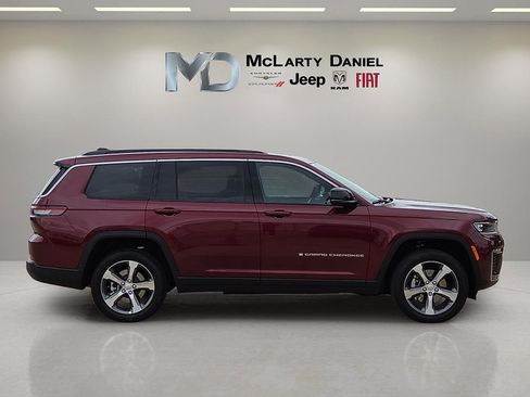 New 2026 Jeep Grand Cherokee L Limited AWD/4WD image 6