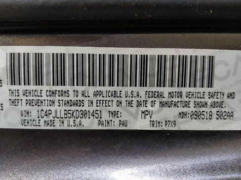 Used 2019 Jeep Cherokee Latitude Plus FWD image 33