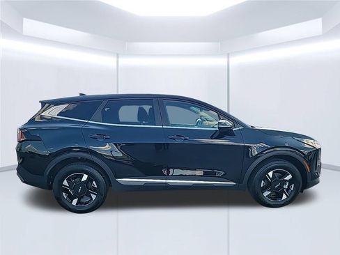 Used 2026 Kia Sportage LX w/ LX Convenience Package AWD/4WD image 4