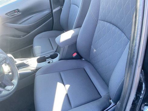 Used 2025 Toyota Corolla LE image 36