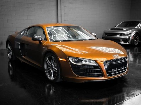 Used 2010 Audi R8 V10 AWD/4WD image 4