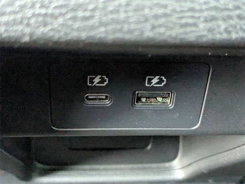 Used 2022 Mitsubishi Outlander SEL image 20