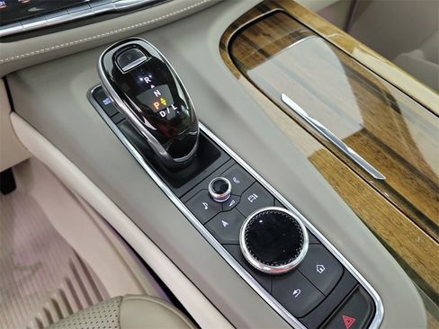 Used 2021 Cadillac Escalade Sport Platinum w/ Heavy-Duty Trailer Package image 30