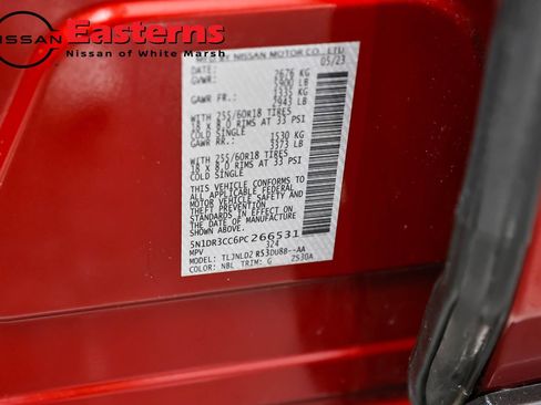 Used 2023 Nissan Pathfinder SL w/ Lighting Package (N92) AWD/4WD image 31
