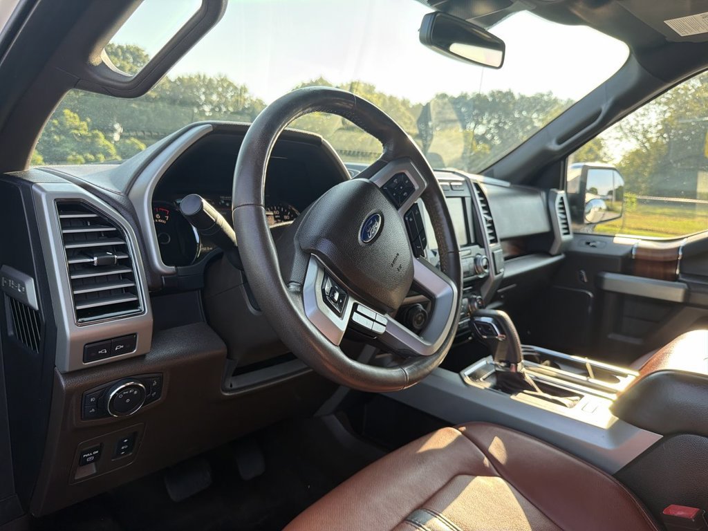 Used 2018 Ford F150 King Ranch w/ Equipment Group 601A Luxury AWD/4WD image 10