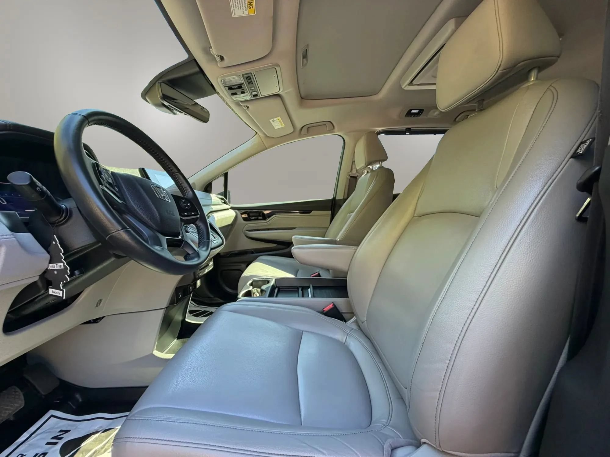 Used 2023 Honda Odyssey Touring image 10